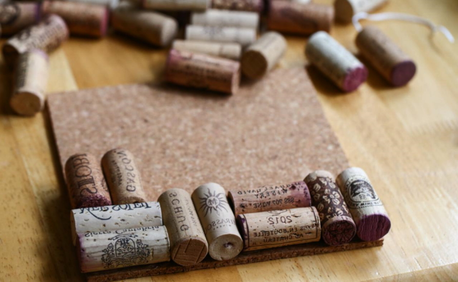 glue cork and cork together
